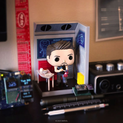 Funko Pop! Nooks Tony Stark in His Workshop — Marvel (Iron Man) - Figz