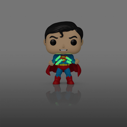 Funko Pop! Superman - DC Comics 615 Exclusive Glow - Figz